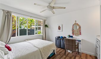6085 Manukapu Pl, Honolulu, HI 96821