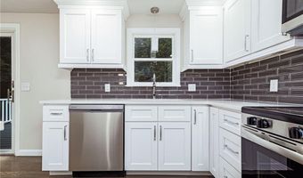 14 Partridge Dr, Exeter, RI 02822