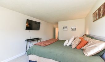 7120 Red Lake Ct, Indianapolis, IN 46217