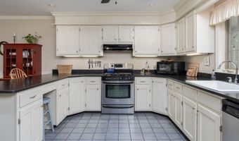 56 Knox Rd, Bow, NH 03304
