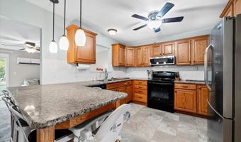 22 NEWLIN Dr, Clayton, DE 19938