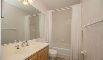 308 Kehrs Mill Bend Ct, Ballwin, MO 63011