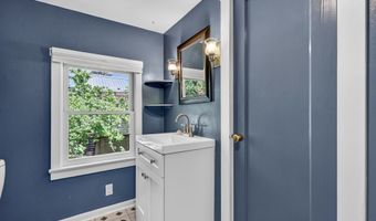 71 Scenic Dr, Ashland, OR 97520