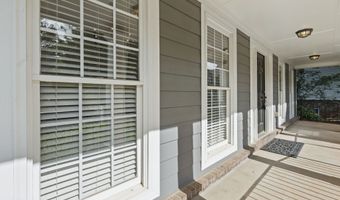 233 Ivy Glen Cir, Avondale Estates, GA 30002