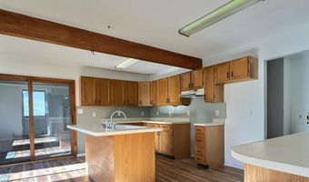 1111 Kingsbury St, Belle Fourche, SD 57717