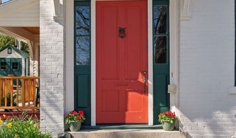 11 Linden St, Bath, ME 04530