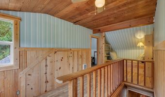 44072 Anderson Ln, Astoria, OR 97103