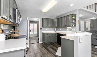 108 Brightleaf Ct, Archdale, NC 27263