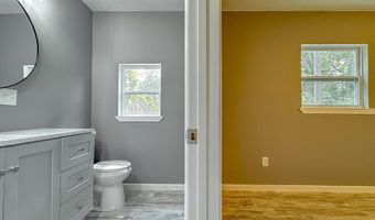 913 Virginia Pl, Bainbridge, GA 39819