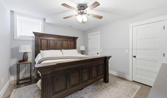 1067 LEGENDARY Pkwy, Arley, AL 35541