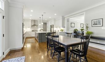 9206 FERNWOOD Rd, Bethesda, MD 20817