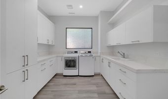 10 Ridge Blossom Rd, Las Vegas, NV 89135