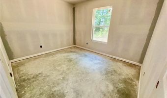 382 Oak St, Austin, IN 47102
