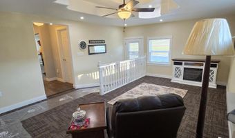911 LINN St, Atlantic, IA 50022