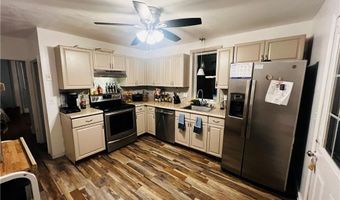 29 Rhodes Ave, Cranston, RI 02905