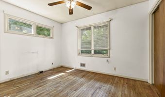 5832 Norcroft Dr, Indianapolis, IN 46221