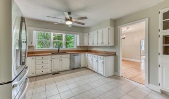 3935 Erwin Hwy, Afton, TN 37616