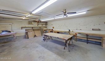 512 Raymond Dr, Arapahoe, NC 28510