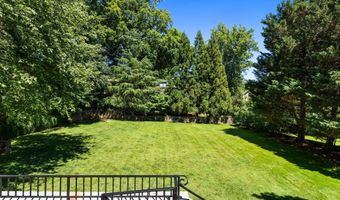 7009 LOCH LOMOND Dr, Bethesda, MD 20817