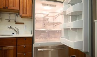8 AUBURN Ct #A, Alexandria, VA 22305