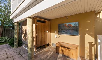 706 S BAY Ave, Beach Haven, NJ 08008