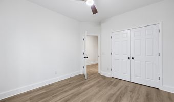 579 Sams Point Rd, Beaufort, SC 29907