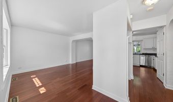 1141 Stonegate Rd, Algonquin, IL 60102
