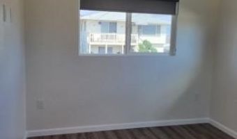 1170 Wanaka St A, Honolulu, HI 96818