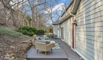 731 E 1100 Rd, Baldwin City, KS 66006