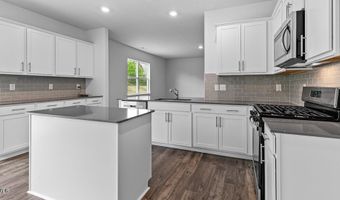 56 Honeydew Dr, Angier, NC 27501
