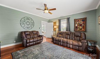 4220 Forest View Rd, Blacksburg, SC 29702