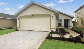 4075 OLD CANAL St, Leesburg, FL 34748