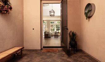6658 Thrasher Pl, Carlsbad, CA 92011