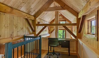 155 Sweeney Ln, Cambridge, VT 05464