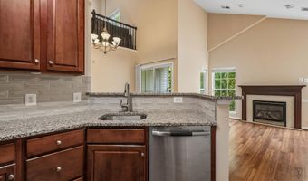 15616 EVERGLADE Ln 406, Bowie, MD 20716