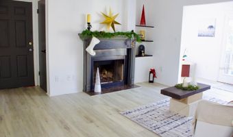 216 AFTON Sq 202, Altamonte Springs, FL 32714