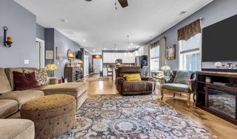 22 Flanders Dr, Barnegat, NJ 08005