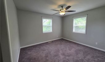 1204 NW 2nd St, Bentonville, AR 72712