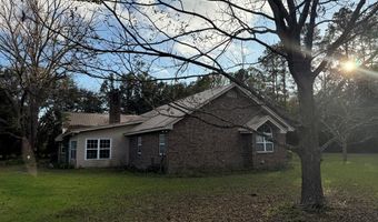 81 Rhett Butler Dr, Baxley, GA 31513