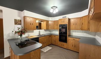 1312 Sunnyside Ln, Atlantic, IA 50022