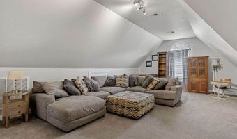 379 Shallowford Dr, Boiling Springs, SC 29316