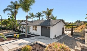 415 Edgehill Ln, Oceanside, CA 92054
