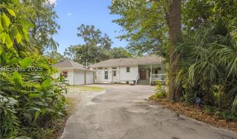 15 Palmetto Beach Dr, Bluffton, SC 29910