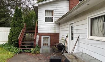250 Purdy Dr, Alma, MI 48801
