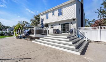 23 Pelican Dr, Bayville, NJ 08721