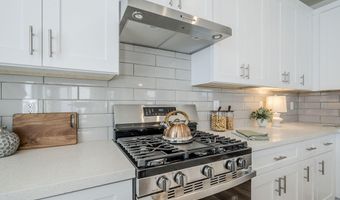 630 W LAREDO St, Chandler, AZ 85225