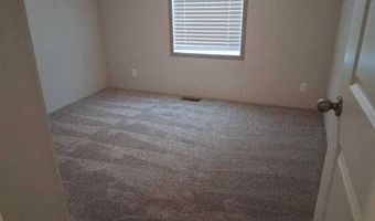 328 W. 53rd St 17, Anderson, IN 46013