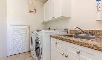 92-1087 Palahia St B, Kapolei, HI 96707
