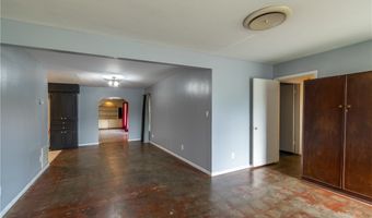 1208 N Woodlawn Dr, Alice, TX 78332