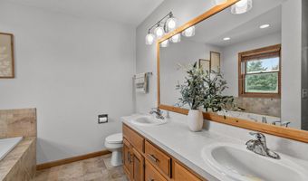 4144 N FOXGLOVE Ln, Appleton, WI 54913